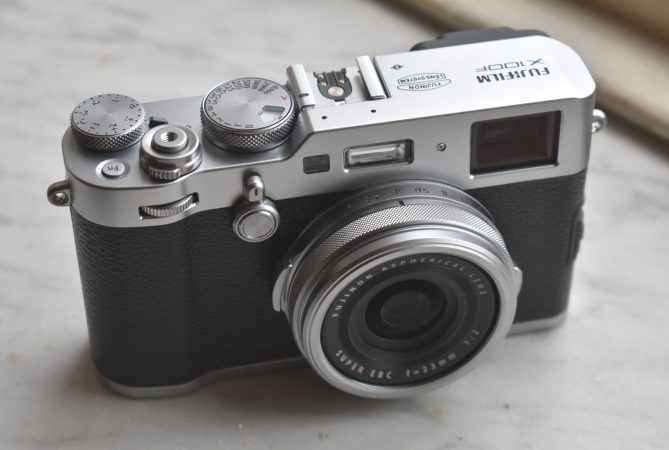 Appareil photo numérique compact Fujifilm X100F